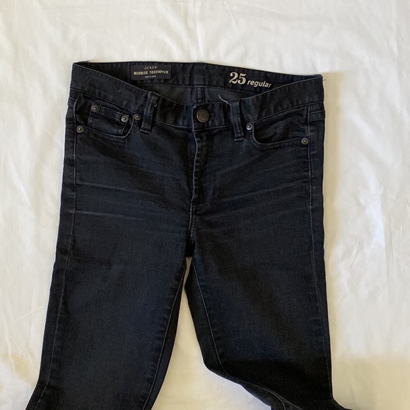 Pair of Jcrew Jeans (Washed black and Navy Blue) - Picture 4 of 9